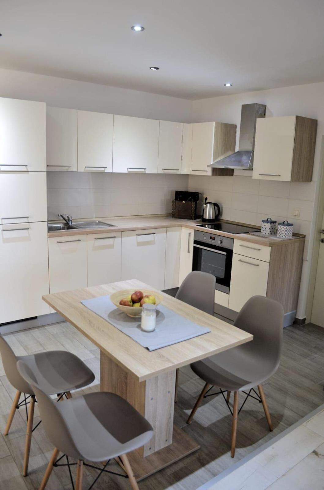 Apartmani Spanja Vodice Exterior foto
